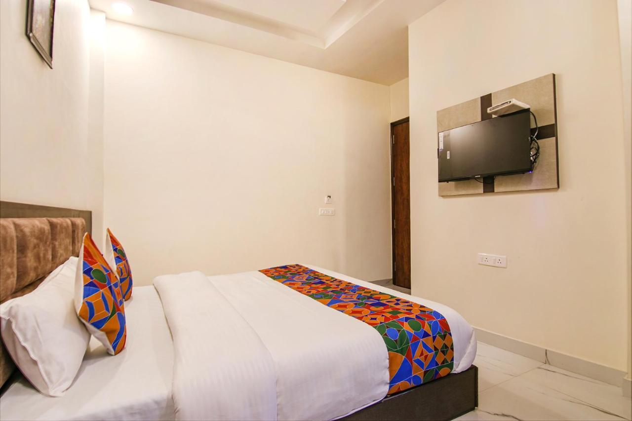 Fabhotel Aryan Grand Amritsar Esterno foto
