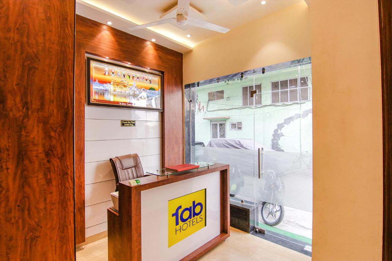 Fabhotel Aryan Grand Amritsar Esterno foto