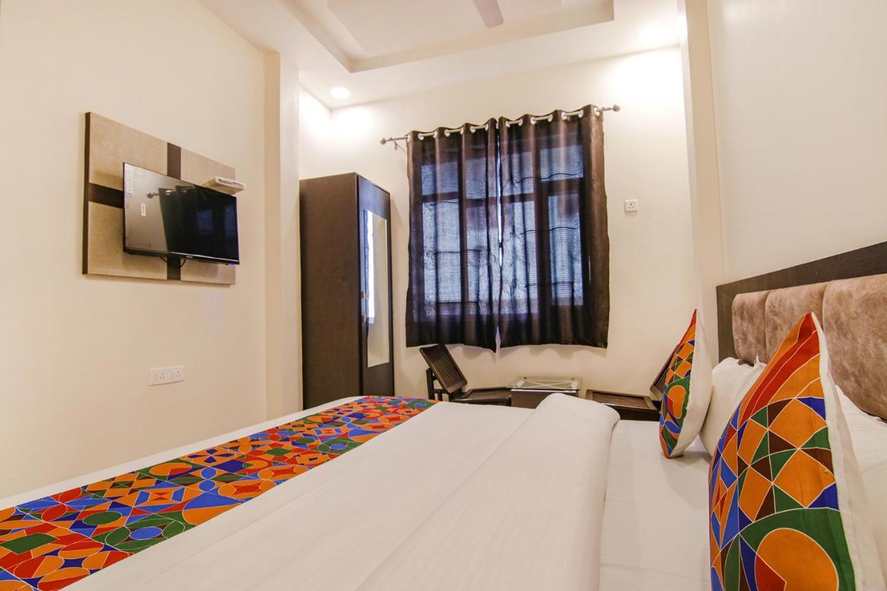 Fabhotel Aryan Grand Amritsar Esterno foto