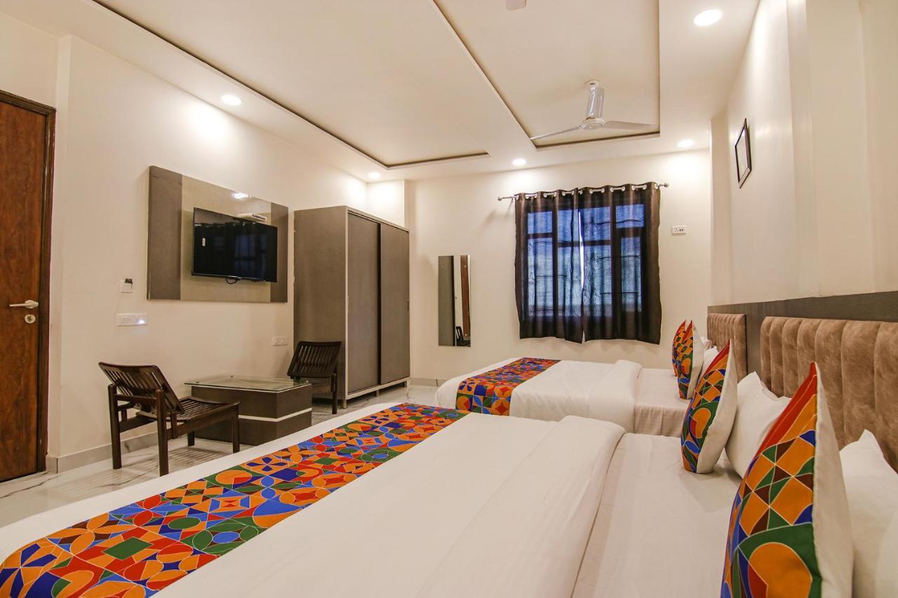 Fabhotel Aryan Grand Amritsar Esterno foto