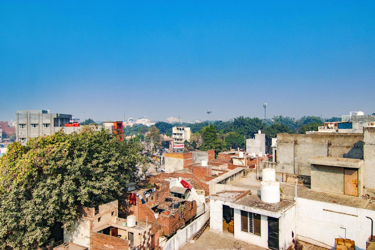 Fabhotel Aryan Grand Amritsar Esterno foto